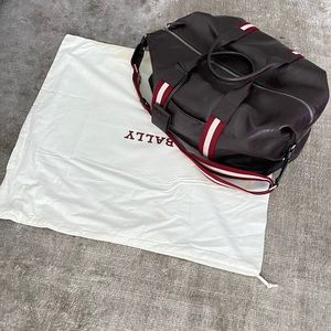Bally duffel brown leather weekend/travel bag